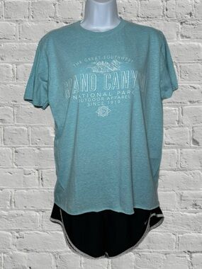 Prairie Mountain Light Blue Grand Canyon National Park T-Shirt in Women’s Medium